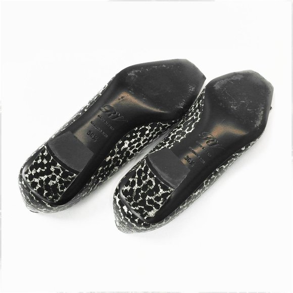 Roger Vivier Black Belle Leather Pump - Picture 4 of 6